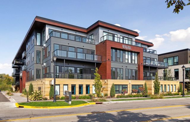 $6,048 | 253 Lake Street East, Unit 309 | Wayzata