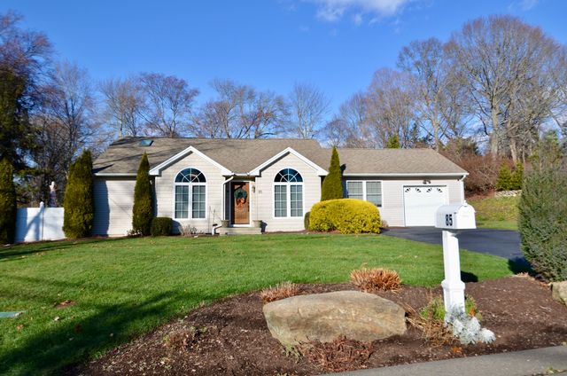 $565,000 | 85 Ceil Road | Trumbull