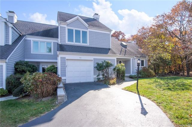 $1,239,000 | 40 Oakcrest Lane | South Ardsley