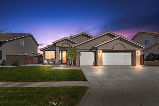 $874,999 | 1341 Sandpiper Lane | Corona Vista