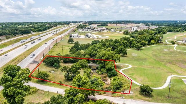 $895,000 | 4200 Interstate 20 | Willow Park