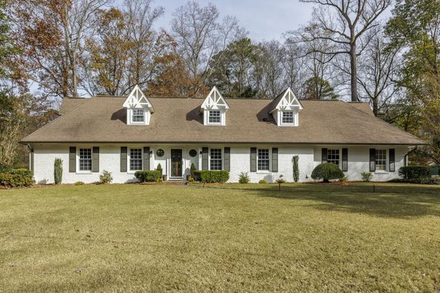 $1,155,000 | 1726 Houghton Court South | Dunwoody Club Forest