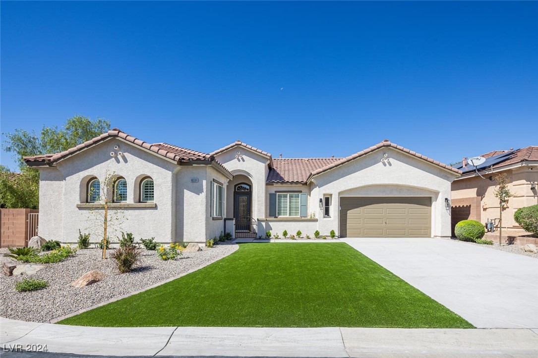 Amazing curb appeal!