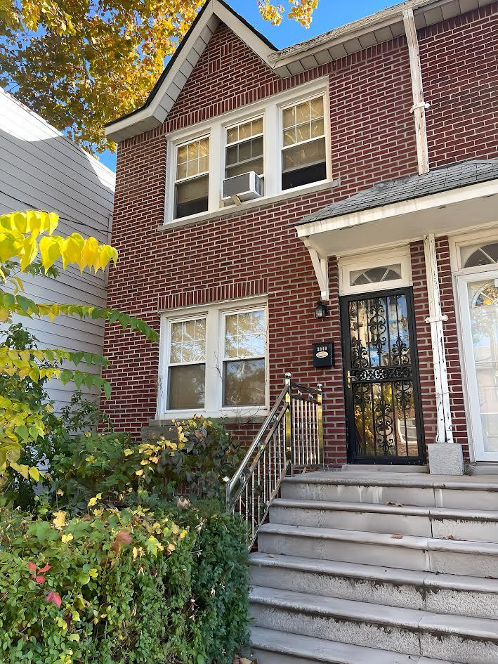 View of townhome / multi-family property