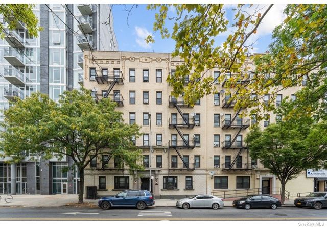 $429,000 | 195 South 4th Street, Unit 5F | Williamsburg