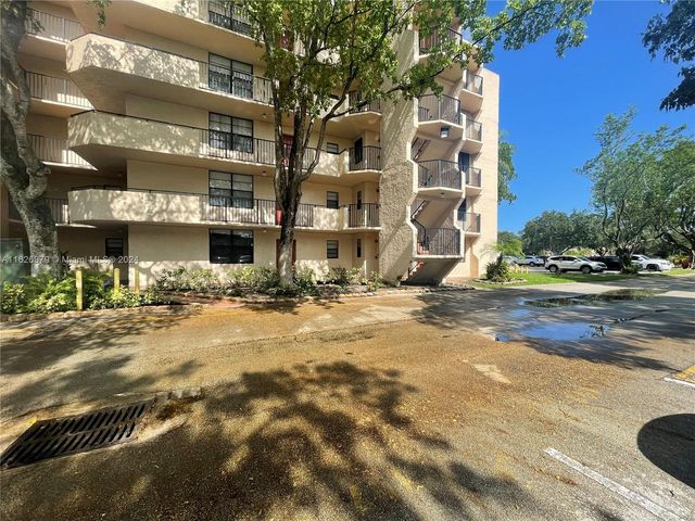 $250,118 | 3550 Blue Lake Drive, Unit 403 | Blue Lake Condominiums