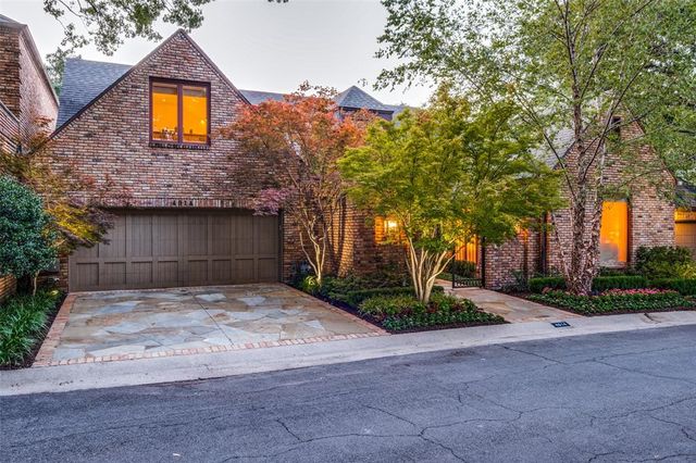 $2,250,000 | 4914 Briarwood Place | Dallas