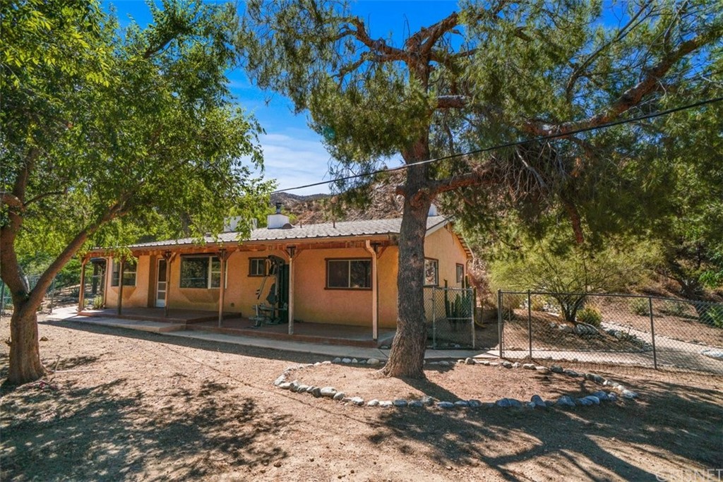 11964 Sierra Highway, Agua Dulce, CA 91390 | Compass