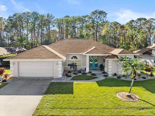 $595,000 | 1732 Creekwater Boulevard | Waters Edge