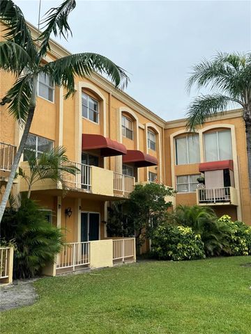 $2,400 | 18101 Northwest 68th Avenue, Unit B207 | Venetian Gardens at Country Club of Miami