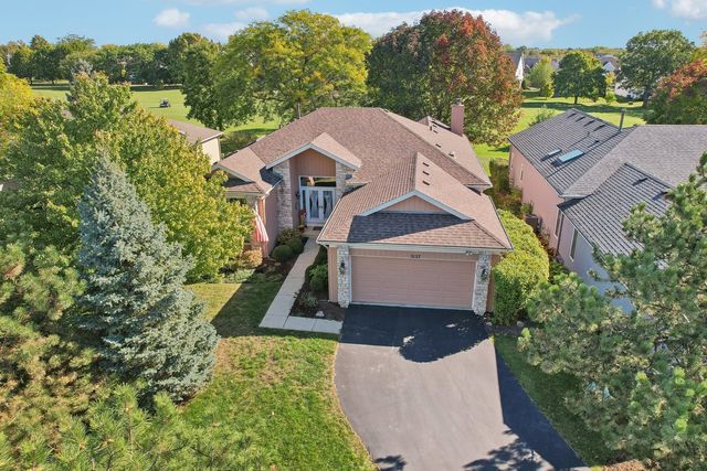 $359,000 | 3127 North Southern Hills Drive | Waukegan