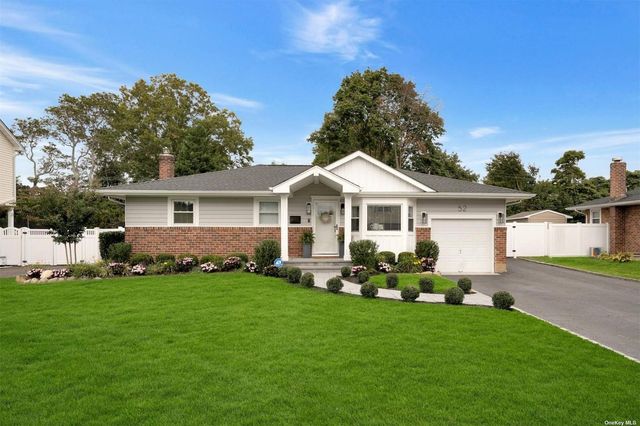 $819,000 | 52 Terry Lane | Commack