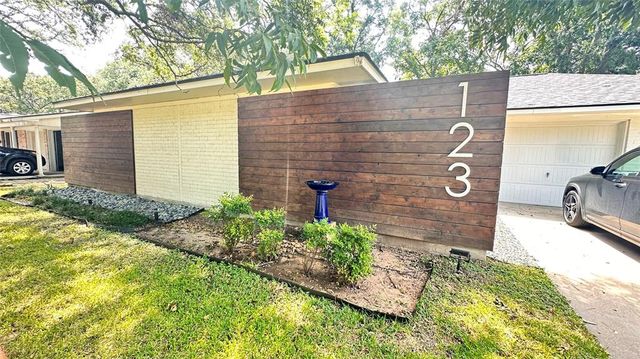 $2,600 | 123 Azalea Street | Sugar Land