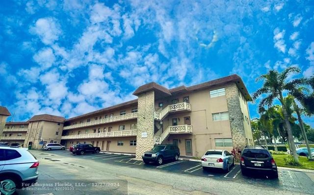 $1,800 | 5011 West Oakland Park Boulevard, Unit 304 | Lauderdale Lakes West Gate