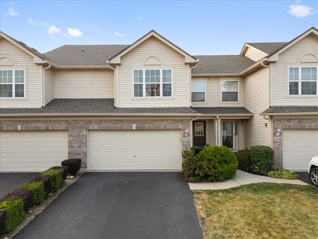 $325,000 | 1714 Pin Oak Lane | Tri Village