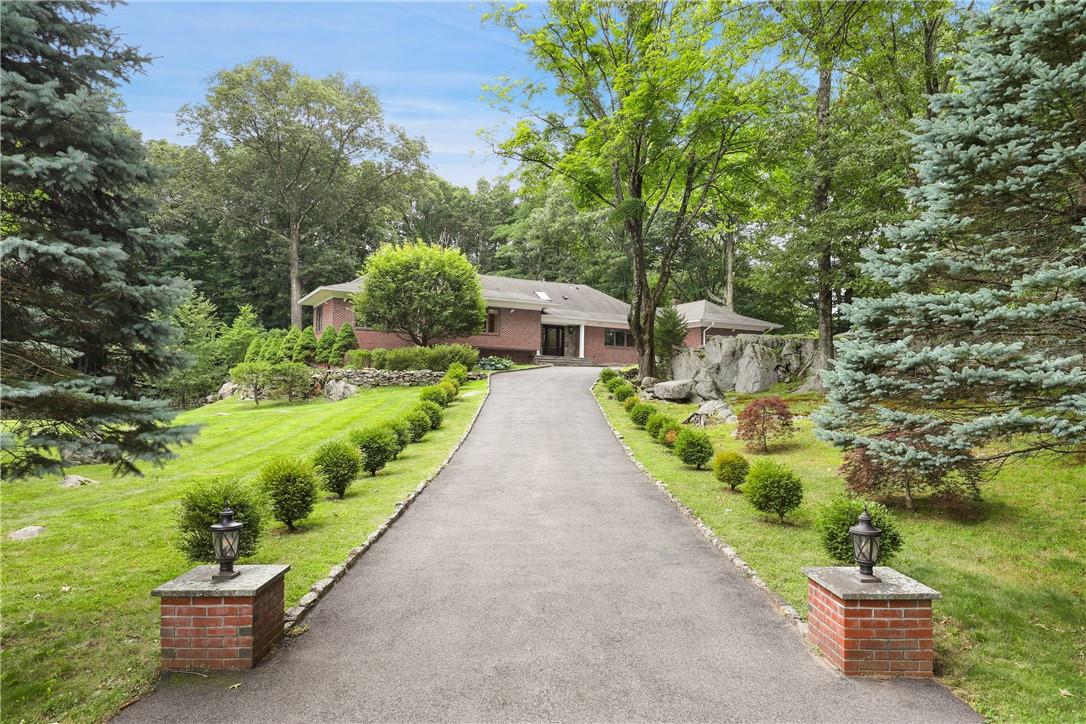 Driveway leading up to house