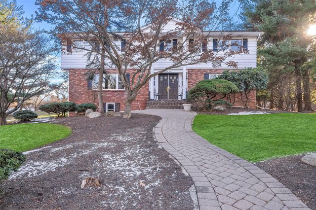 $2,500,000 | 25 Smolley Drive | Viola