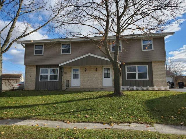 $2,000 | 1409 Fleetfoot Drive | Minooka Parkway Estates