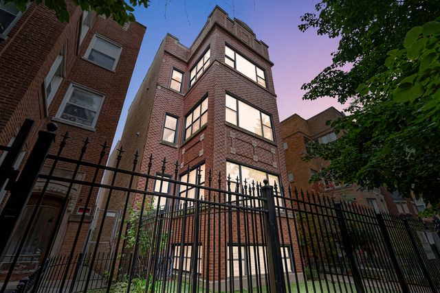 $365,000 | 7721 North Marshfield Avenue, Unit 3 | East Rogers Park