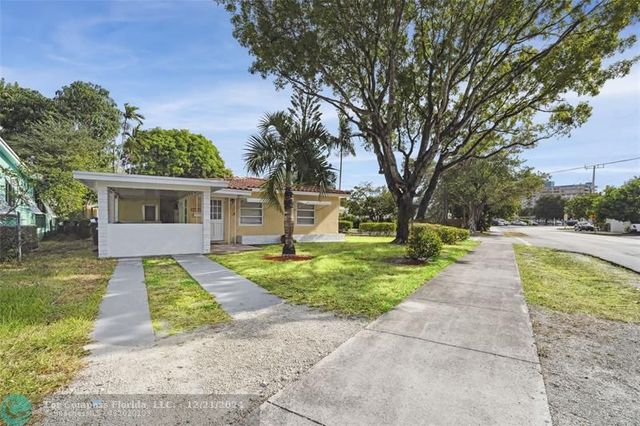 $2,100,000 | 1420 Miami Road | Harbordale