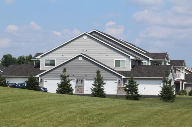 $1,650 | 1929 Cypress Court, Unit 6 | Menomonie