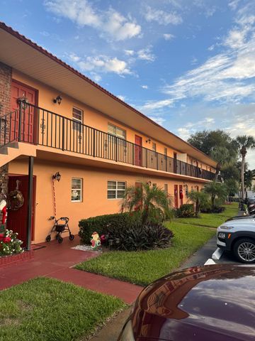 $1,900 | 1979 Southwest Palm City Road, Unit G | Poppleton West