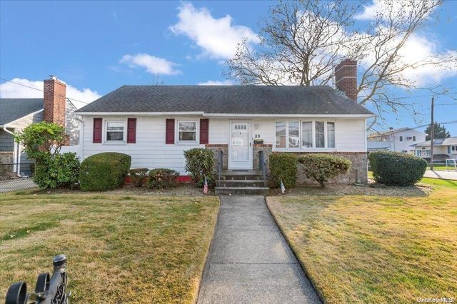 $629,000 | 89 Meade Avenue | Bethpage