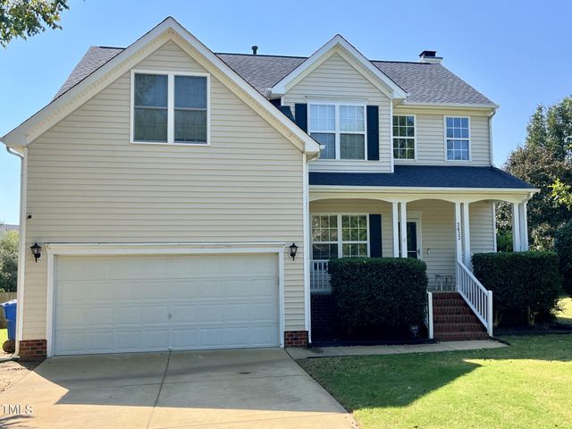 $440,000 | 2633 Hidden Meadow Drive | Fuquay-Varina