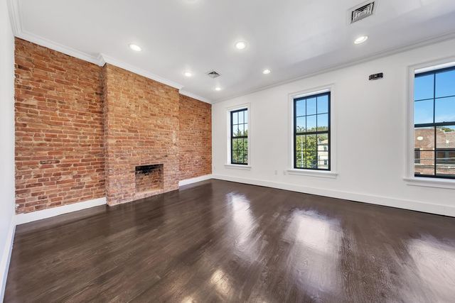 $3,200 | 1882 Bergen Street, Unit 2 | Crown Heights