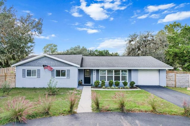 $399,900 | 500 South Canaday Drive