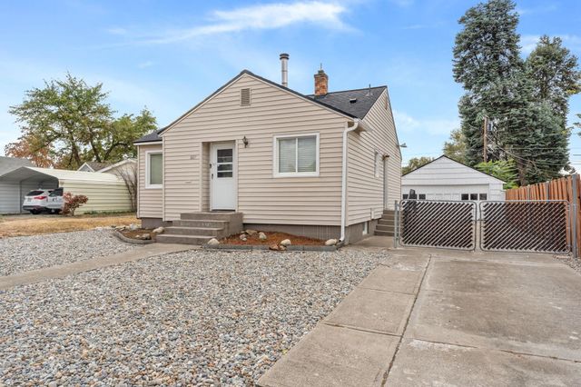 $375,000 | 1607 North Altamont Street | Chief Garry Park