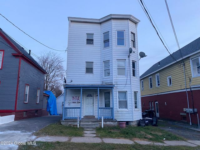 $349,900 | 106 Division Street | Central State Street