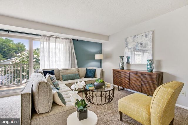 $1,578 | 717 Country Village Drive, Unit 2D | Bel Air