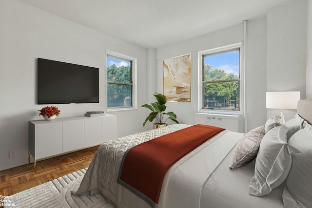 $3,000 | 1 Fordham Hill Ovl, Unit 1E | University Heights