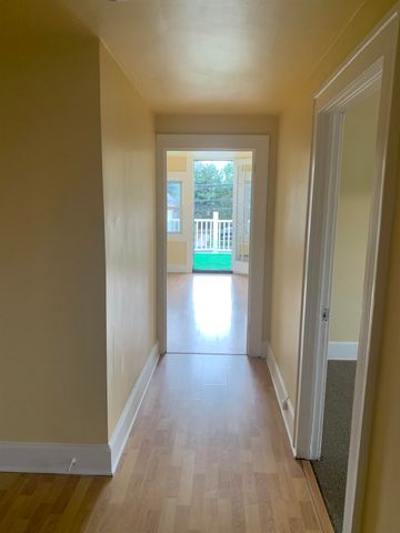 $2,390 | 10 East Passaic Street | Rochelle Park