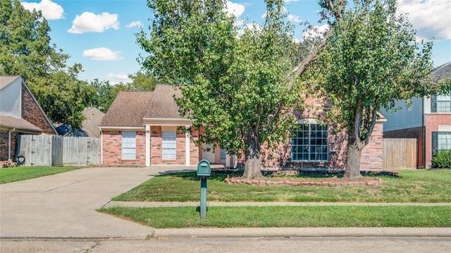 $359,000 | 22950 Indian Ridge Drive | Cimarron