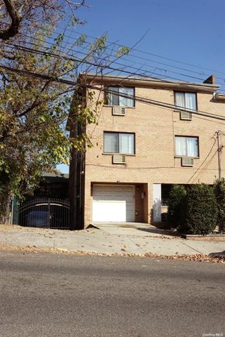 $1,600,000 | 60-37 84th Street | Maspeth