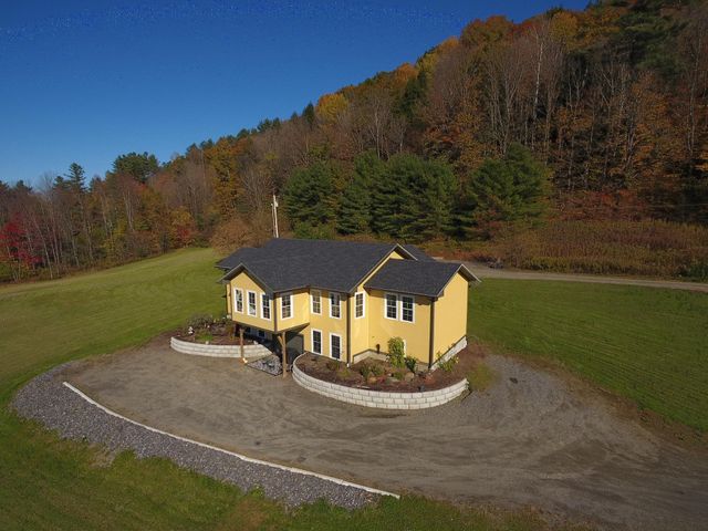 $539,000 | 191 Dahlbergh Road | St. Johnsbury Center