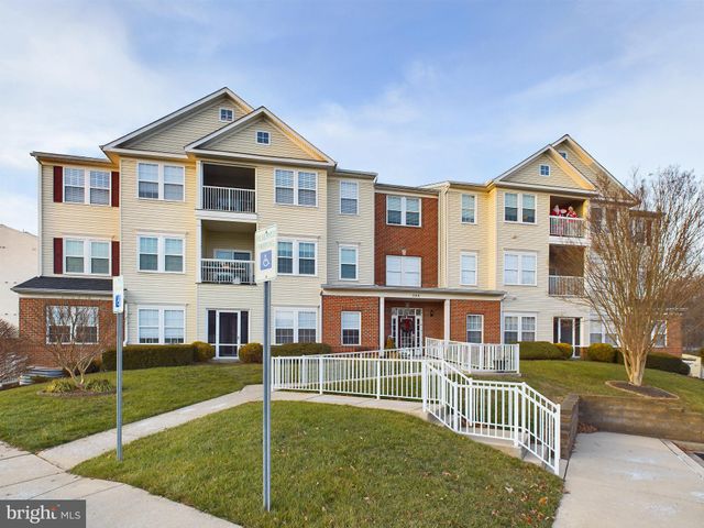 $315,000 | 308 Willrich Circle, Unit 308B | Spenceola Farms