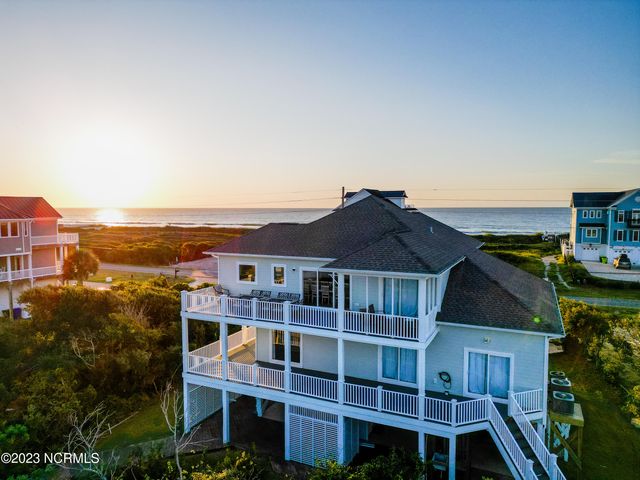 $1,900,000 | 601 New River Inlet Road | North Topsail Beach