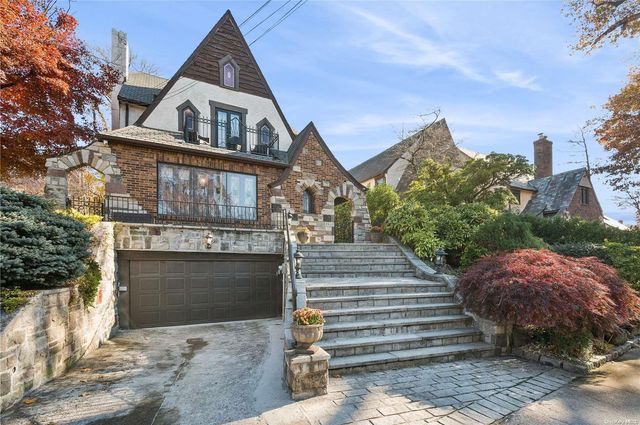 $1,495,000 | 84-17 Midland Parkway | Jamaica Estates