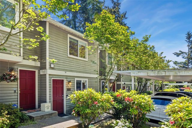 $432,000 | 7029 210th Street Southwest, Unit C | Lynnwood