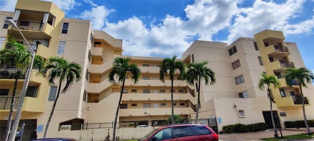 $2,700 | 7921 Byron Avenue, Unit 506 | North Beach