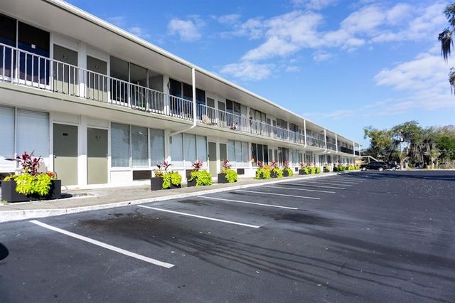 $850 | 515 Bon Air Street, Unit 147 | John Cox