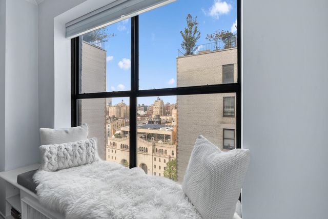 $569,000 | 225 Central Park West, Unit 1514 | Upper West Side