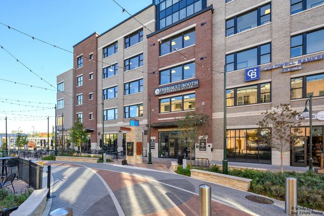 $1,199,000 | 50 South 1st Street, Unit 4C | St. Charles