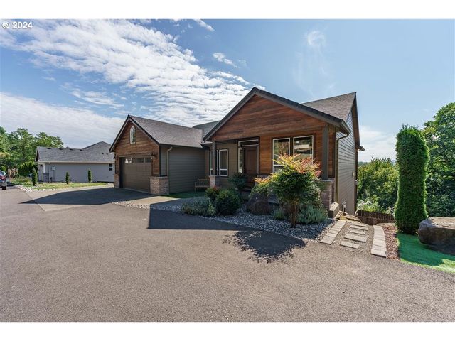 $1,100,000 | 424 Province Drive | Camas