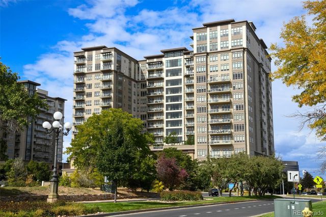 $1,425,000 | 7600 Land Mark Way, Unit 7152 | Landmark Towers Condominiums