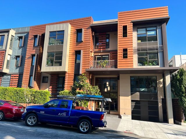 $1,298,000 | 35 Dolores Street, Unit 106 | Mission Dolores