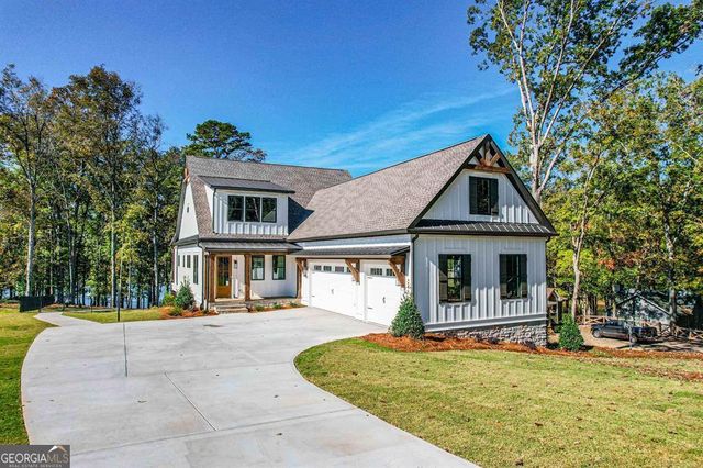 $2,988,000 | 1401 Oconee Heights Drive